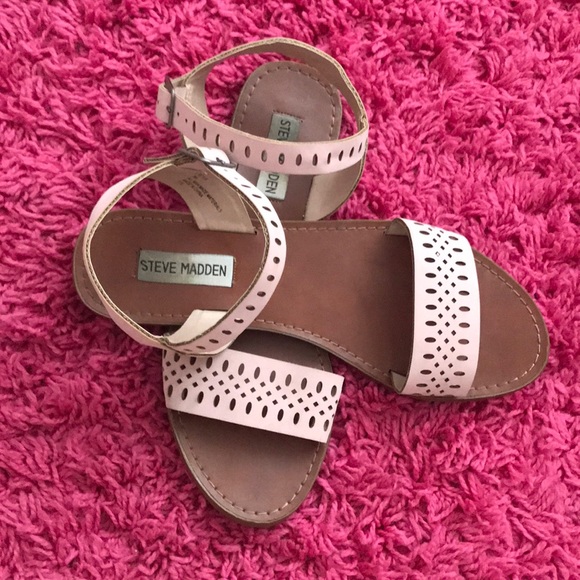 Steve Madden Shoes - ⬇️final price Steve Madden Reyla sandals mauve